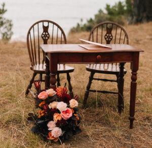 signing table, wedding hire, ceremony hire, vintage table, antique table, rustic hire, wedding hire melbourne, rustic hire, party hire