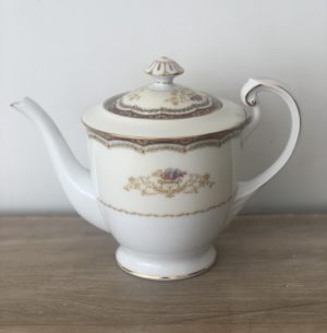 teapot, teacup, sugar bowl, crockery, high tea, vintage, wedding, party, hens, event, prop hire, decoration