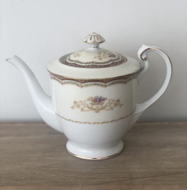 teapot, teacup, sugar bowl, crockery, high tea, vintage, wedding, party, hens, event, prop hire, decoration
