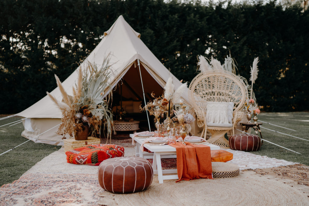 romantic living room tent picnic