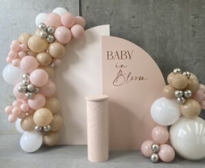 balloon garland, mornington peninsula hire, melbourne event hire, wedding arch, wedding, engagement, henna, mehndi, bridal shower, engagement backdrop, baby shower,
