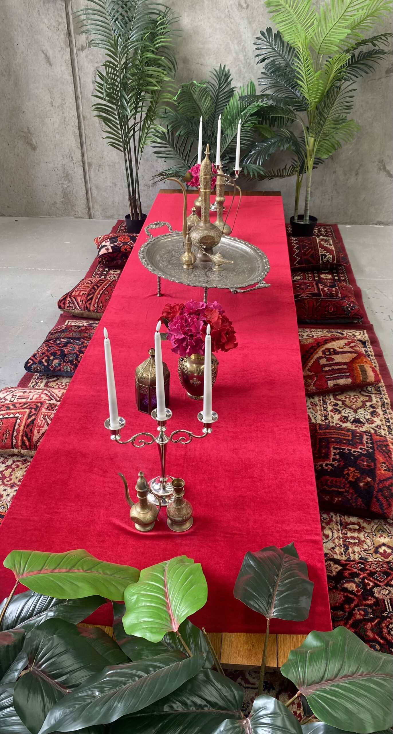 Arabian Picnic arabic hire, arabian hire, moroccan hire, arabian nights, props, melbourne, event hire, wedding hire, ramadan, henna, rustic hire, brassware hire, majalis